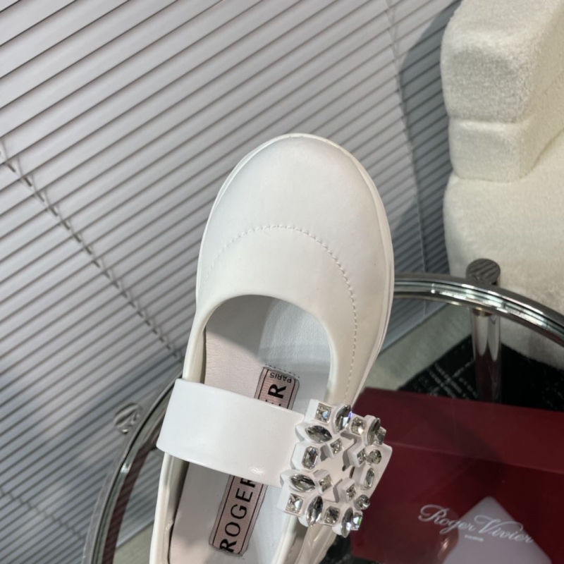 Roger Vivier Casual Shoes